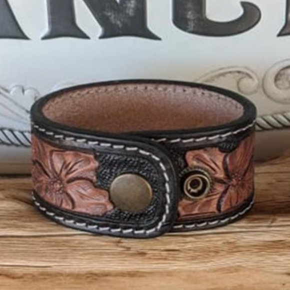 SOLD OUT - Picture 2 of 2